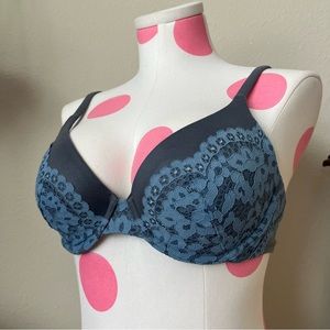 Victoria’s Secret Body By Victoria Bra lace gray blue